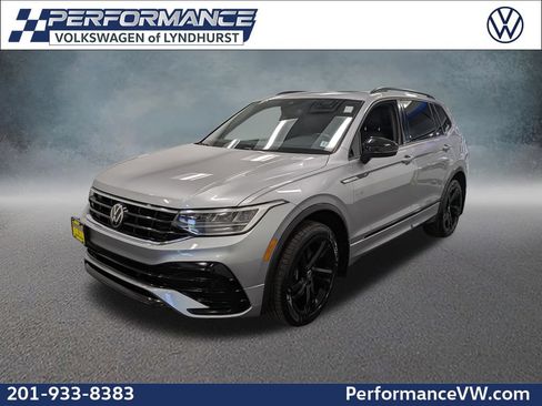 Used 2023 Volkswagen Tiguan SE R-Line AWD/4WD image 1