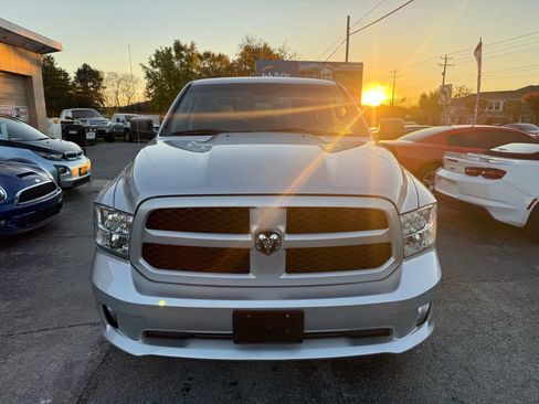 Used 2016 RAM 1500 Express AWD/4WD image 9