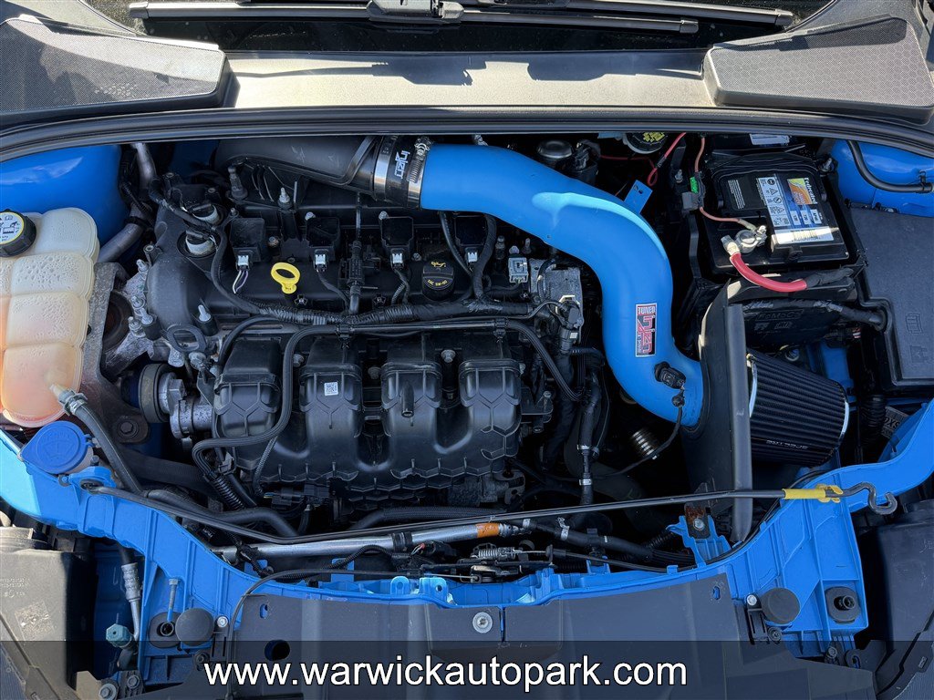 Used 2017 Ford Focus RS AWD/4WD image 3