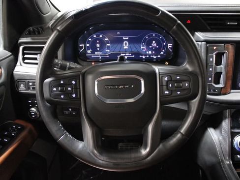 Used 2024 GMC Yukon Denali Ultimate AWD/4WD image 36