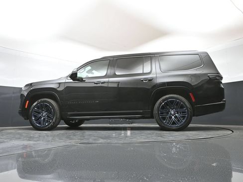 New 2026 Jeep Grand Wagoneer 4WD image 66