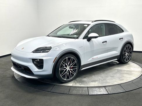 New 2026 Porsche Macan 4S Electric AWD/4WD image 1