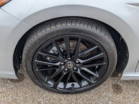 Used 2024 Toyota Camry XSE image 31