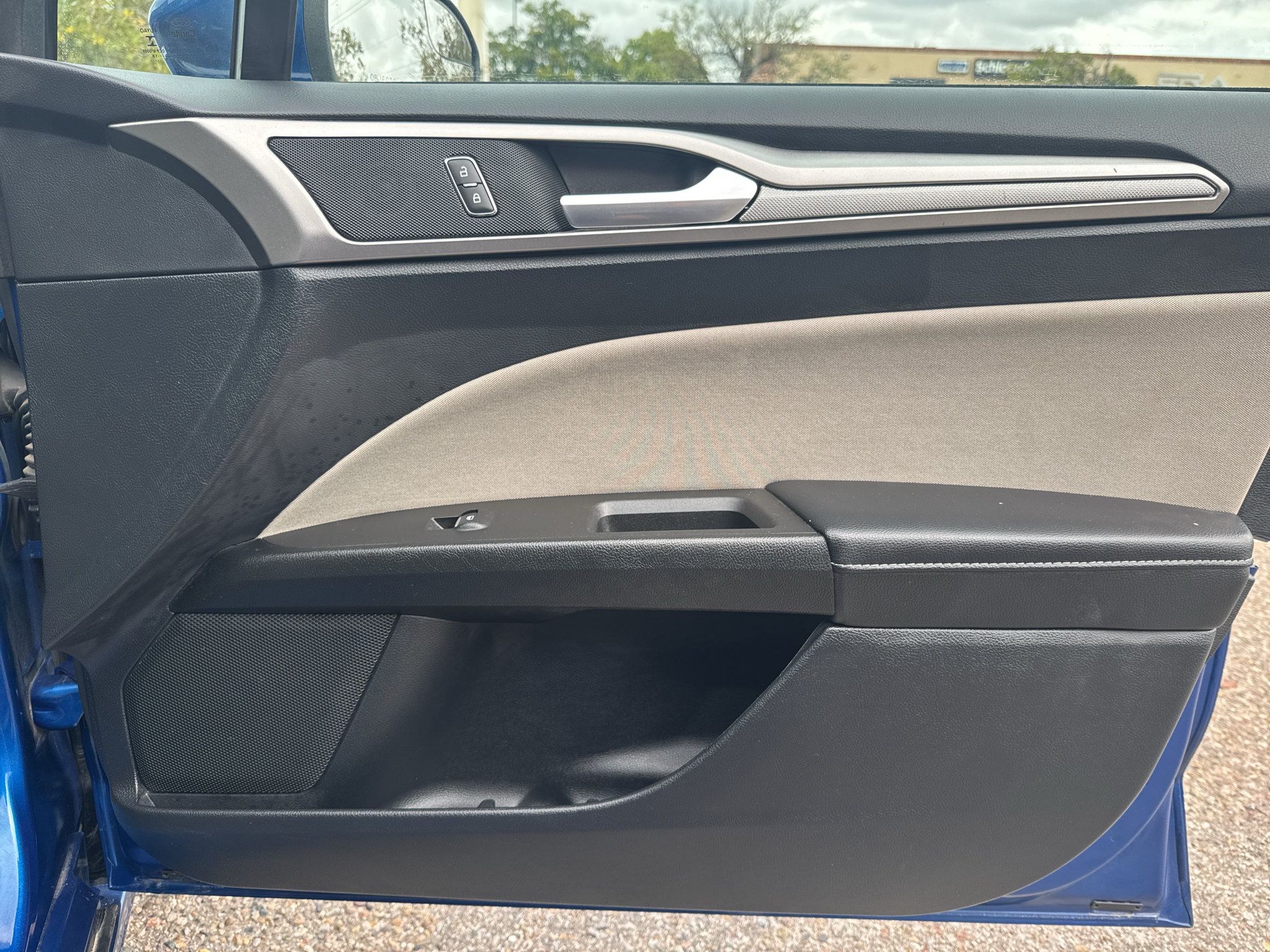 Used 2018 Ford Fusion S FWD image 34