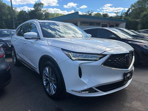 Used 2023 Acura MDX SH-AWD w/ Advance Package image 3