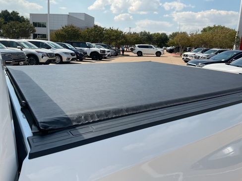 Used 2019 Chevrolet Silverado 1500 LT w/ Texas Edition RWD image 9