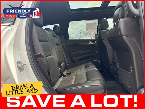 Used 2018 Jeep Grand Cherokee Summit AWD/4WD image 22