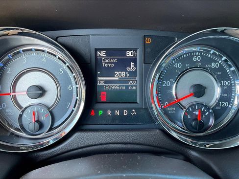 Used 2012 Chrysler Town & Country Touring w/ Entertainment Group #1 image 25