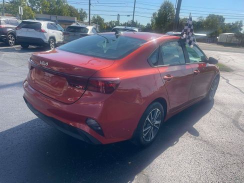 Used 2023 Kia Forte LXS w/ LXS Technology Package FWD image 9