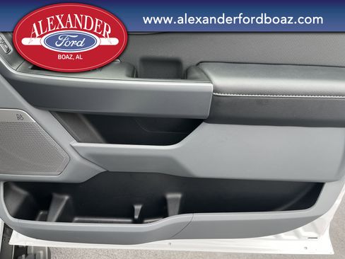 Used 2024 Ford F150 Lightning Flash image 18