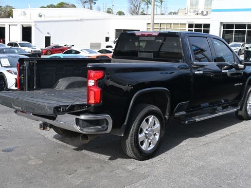 Used 2022 Chevrolet Silverado 2500 LTZ w/ LTZ Plus Package image 35