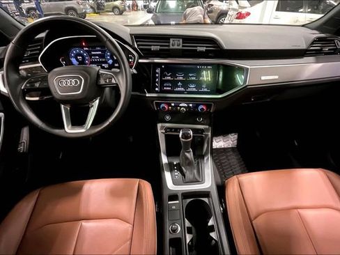 Certified 2023 Audi Q3 2.0T Premium w/ Convenience Package image 15
