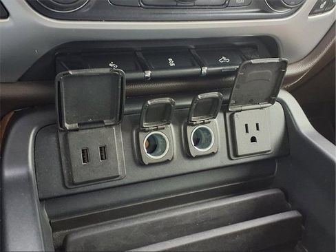 Certified 2018 GMC Sierra 1500 SLT w/ SLT Premium Package image 10