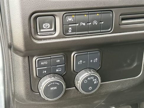 Used 2024 Chevrolet Tahoe LT image 18