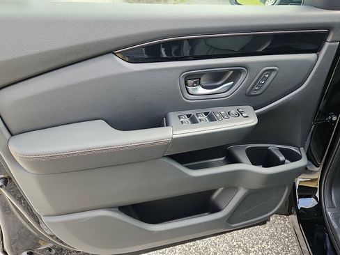 New 2025 Honda Pilot TrailSport image 8