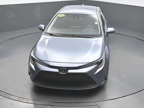 Used 2021 Toyota Corolla LE w/ LE Convenience Package FWD image 40