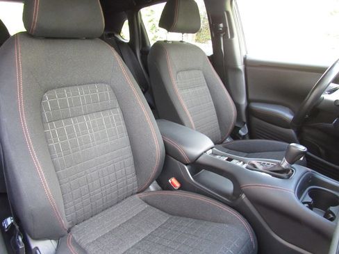 Used 2025 Honda HR-V Sport image 19