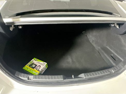 Used 2020 MAZDA MAZDA3 Sedan w/ Preferred Package image 28