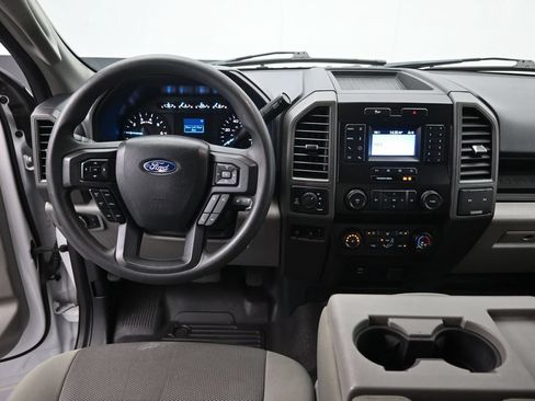 Used 2022 Ford F350 XL w/ Power Equipment Group AWD/4WD image 11