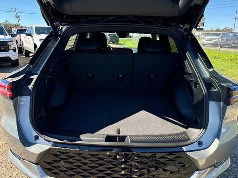 New 2025 Chevrolet Equinox EV RS image 7