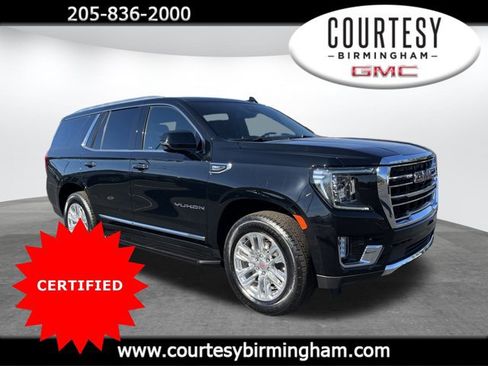 Used 2024 GMC Yukon SLT w/ SLT Luxury Package image 1