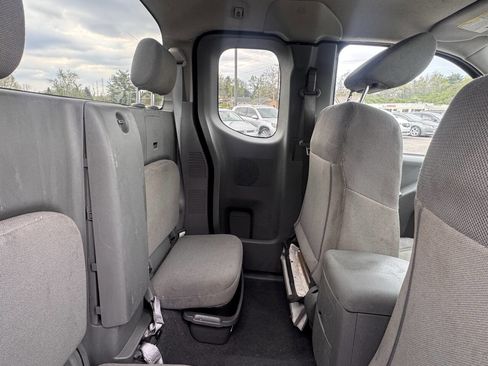 Used 2019 Nissan Frontier S image 20