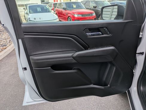 Used 2023 Chevrolet Colorado LT image 12