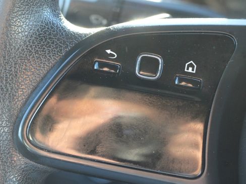 Used 2019 Mercedes-Benz Sprinter 144 image 13