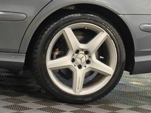 Used 2009 Mercedes-Benz E 350 4MATIC Sedan image 43