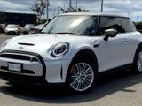 Certified 2024 MINI Cooper SE image 3