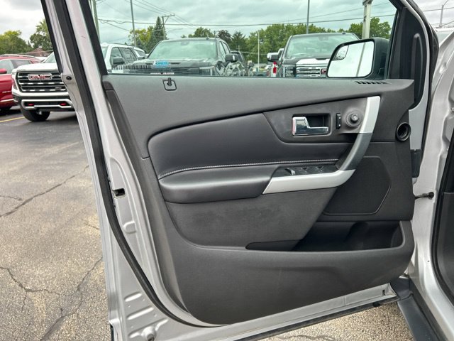 Used 2013 Ford Edge SE FWD image 26