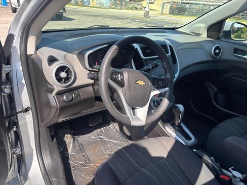 Used 2020 Chevrolet Sonic LT FWD image 11