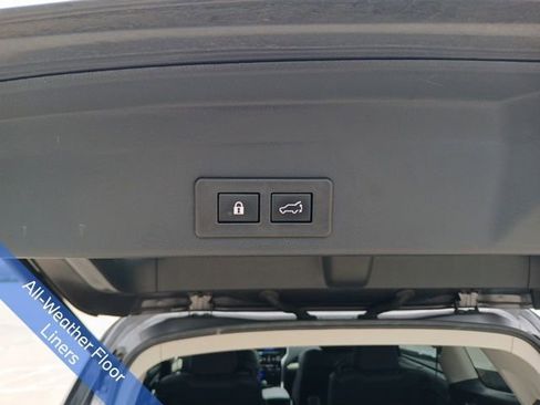 Used 2021 Subaru Ascent Touring w/ Popular Package #2A image 10