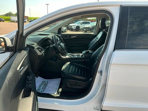 Used 2024 Ford Edge SEL AWD/4WD image 10