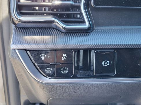 Used 2025 Kia Sportage SX Prestige image 35