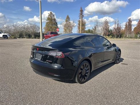 Used 2021 Tesla Model 3 Performance image 4
