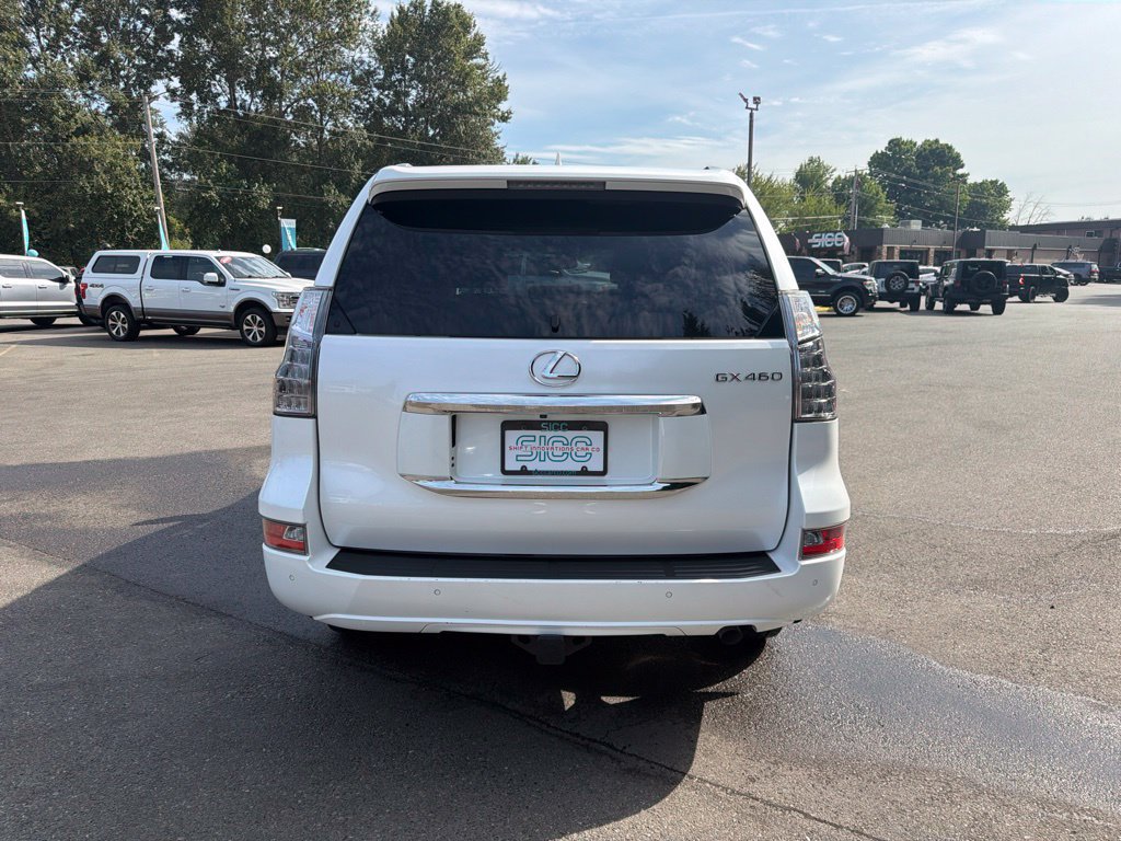 Used 2017 Lexus GX 460 Premium w/ Premium Package AWD/4WD image 5