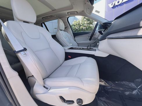 Certified 2024 Volvo XC90 B6 Plus w/ Protection Package Premier AWD/4WD image 28