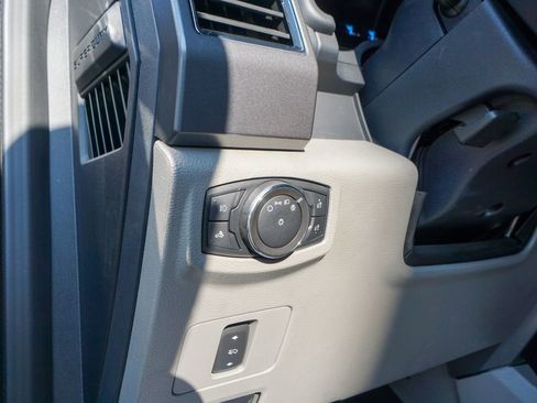 Used 2022 Ford F250 XLT w/ Black Appearance Package image 20