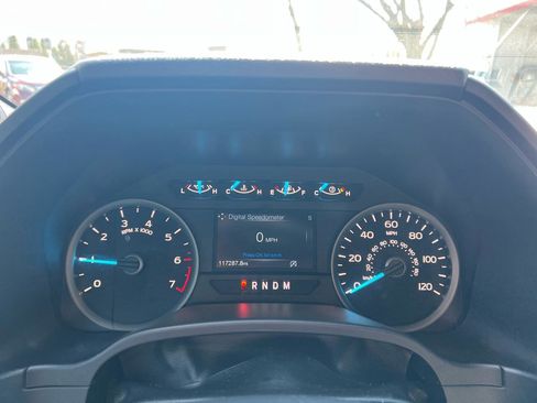 Used 2019 Ford F150 XLT w/ Equipment Group 302A Luxury image 11