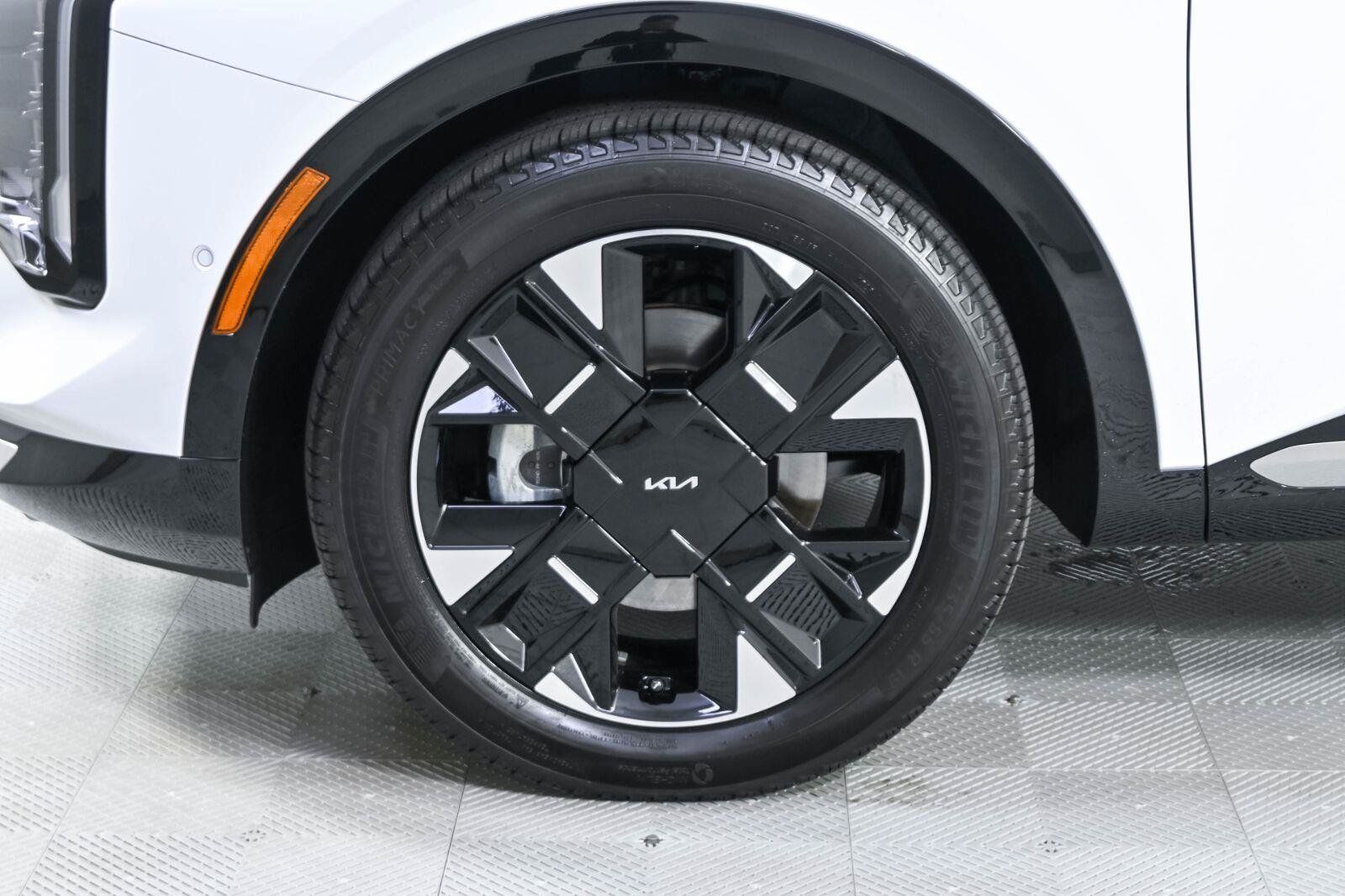 Used 2026 Kia Sportage SX FWD image 38