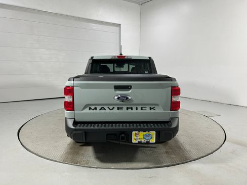 Used 2024 Ford Maverick Lariat w/ FX4 Off-Road Package AWD/4WD image 29