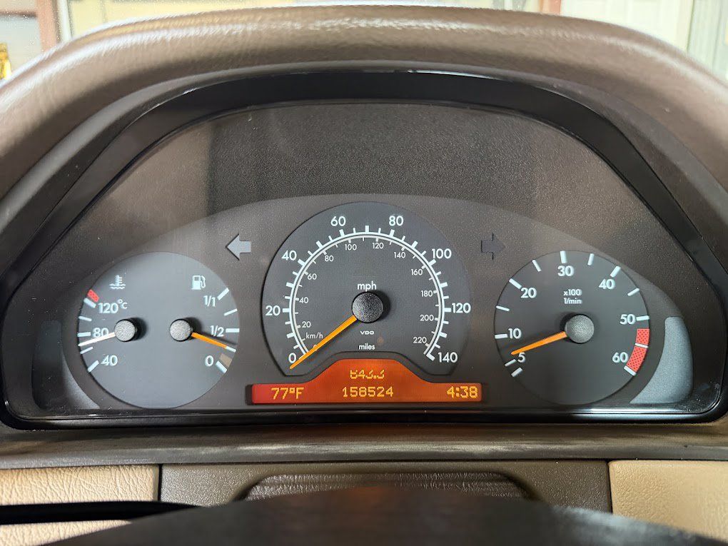 Used 1996 Mercedes-Benz E 300 Sedan image 18