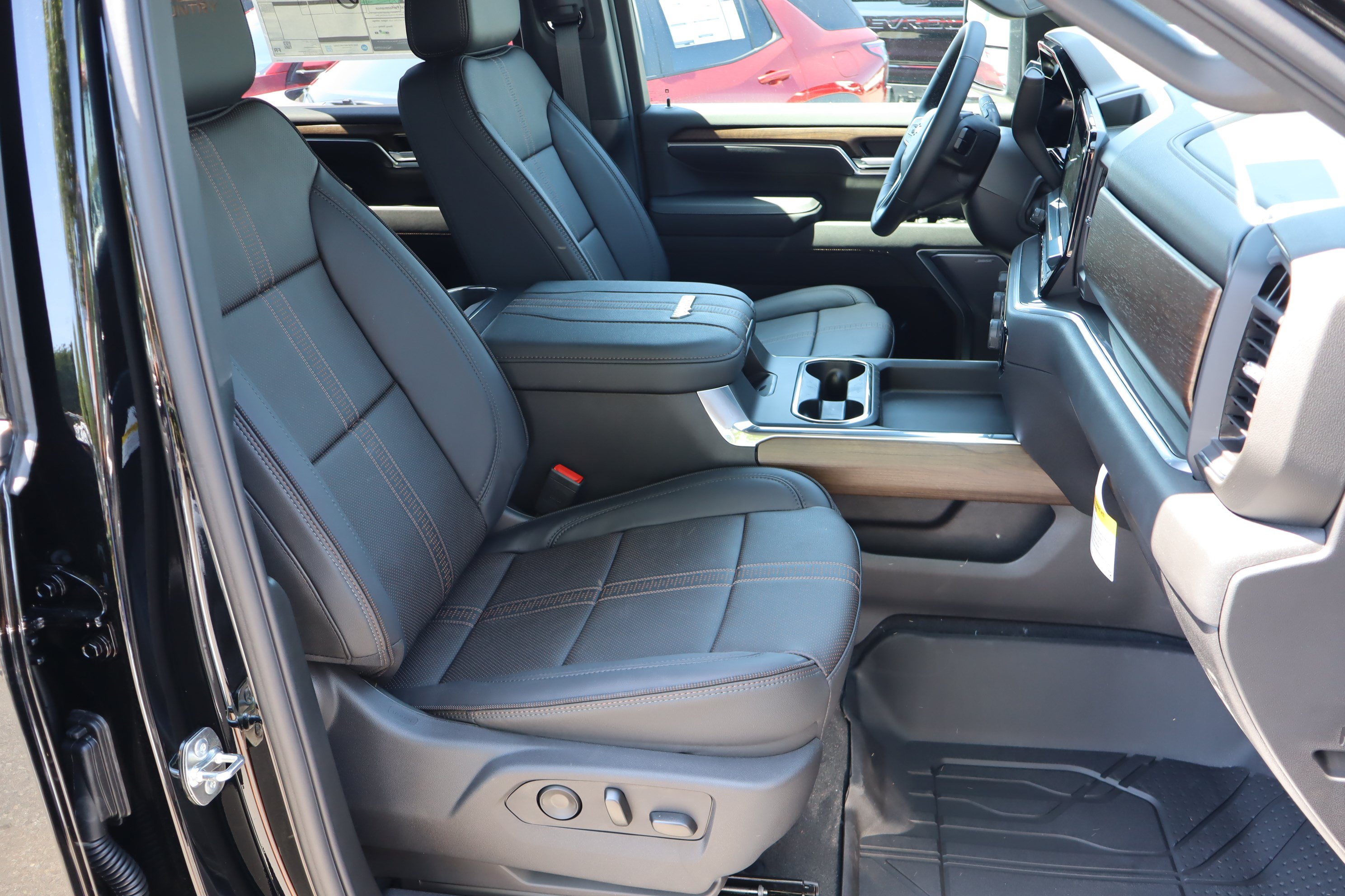 New 2026 Chevrolet Silverado 2500 High Country w/ High Country Premium Package AWD/4WD image 28