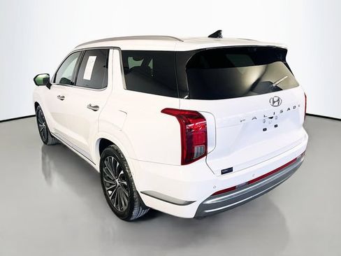Used 2024 Hyundai Palisade Calligraphy FWD image 6