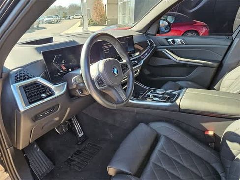 Used 2025 BMW X5 sDrive40i w/ M Sport Package image 2