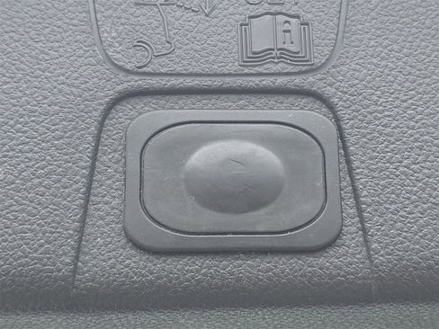 Used 2013 Ford C-MAX SEL image 15