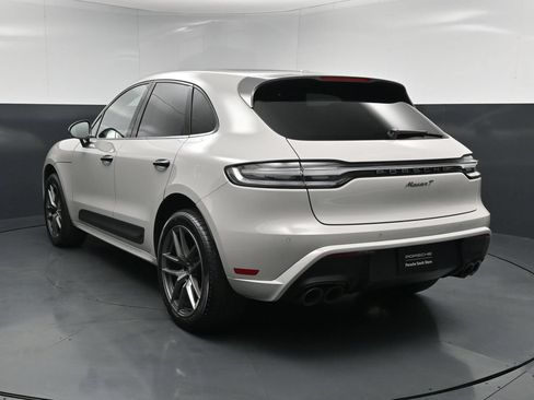 Certified 2025 Porsche Macan Turbo AWD/4WD image 11