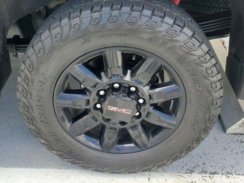 Used 2024 GMC Sierra 2500 AT4 w/ AT4 Premium Plus Package image 5