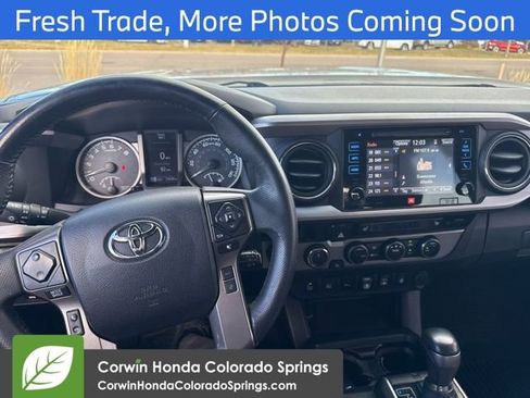 Used 2018 Toyota Tacoma Limited image 9